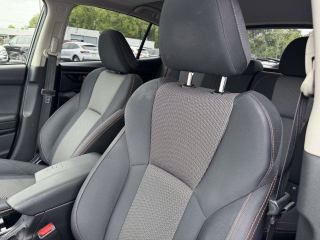 Used 2020 Subaru Crosstrek 2.0i Premium w/ Moonroof Package 1 AWD/4WD image 15