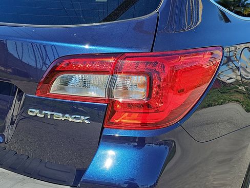 Used 2018 Subaru Outback 2.5i Limited image 36