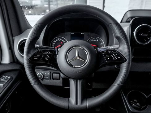 Used 2026 Mercedes-Benz Sprinter 2500 image 15