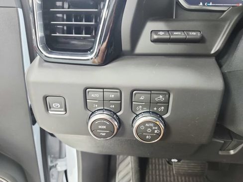 New 2026 GMC Sierra 2500 Denali Ultimate AWD/4WD image 28