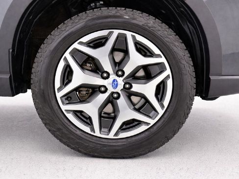 Used 2019 Subaru Forester Premium w/ All-Weather Package AWD/4WD image 31