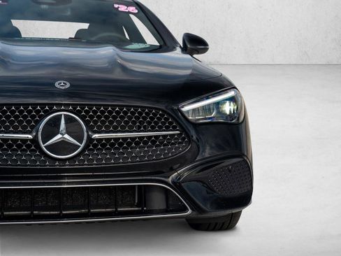 Used 2026 Mercedes-Benz CLE 300 4MATIC Coupe image 8