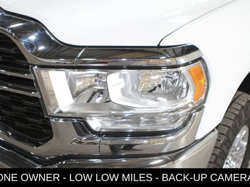 Used 2023 RAM 2500 Big Horn w/ Cold Weather Group AWD/4WD image 8
