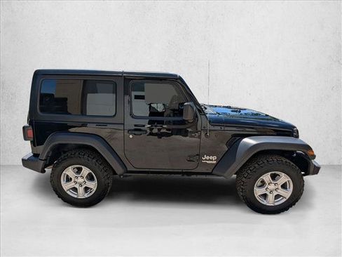 Used 2021 Jeep Wrangler Sport AWD/4WD image 4
