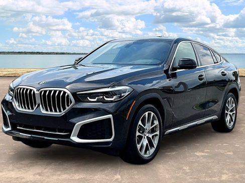 Used 2022 BMW X6 xDrive40i AWD/4WD image 1