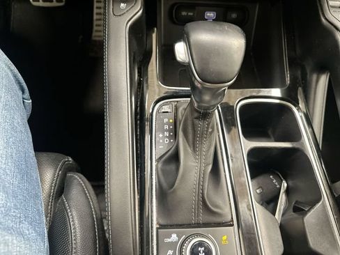 Used 2022 Kia Telluride SX w/ Towing Package AWD/4WD image 23