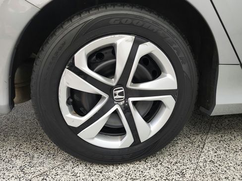 Used 2018 Honda Civic LX image 31