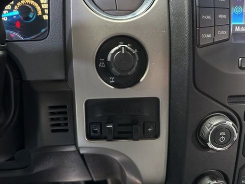 Used 2013 Ford F150 XLT w/ Luxury Equipment Group image 17