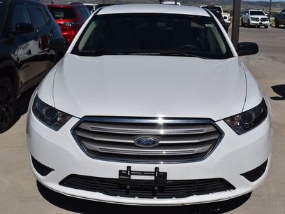 Used 2016 Ford Taurus SE