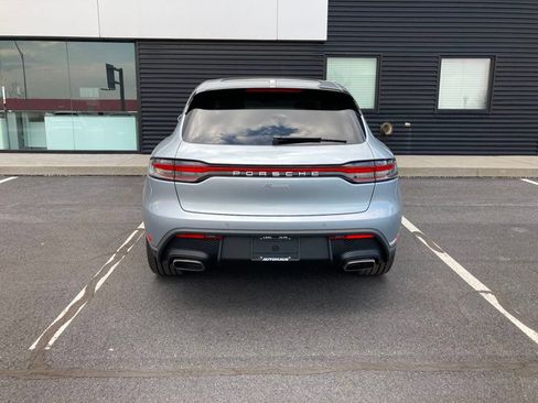 Used 2025 Porsche Macan AWD/4WD image 6