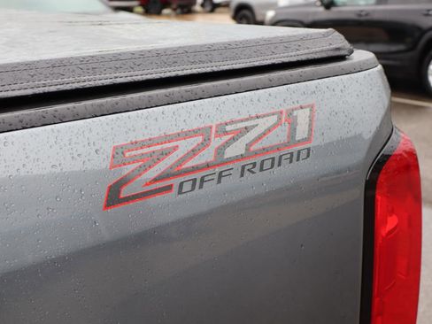 Used 2022 Chevrolet Colorado Z71 w/ Safety Package AWD/4WD image 30