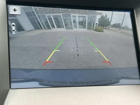 Used 2016 Ford Edge Titanium w/ Equipment Group 302A AWD/4WD image 28