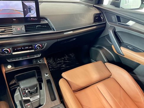 Used 2024 Audi Q5 e Premium Plus image 22