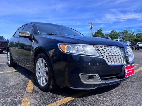 Used 2012 Lincoln MKZ FWD image 4