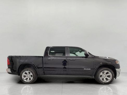 Used 2025 RAM 1500 Big Horn AWD/4WD image 38