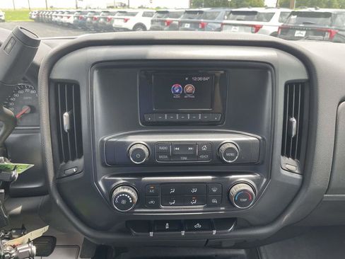 Used 2015 GMC Sierra 2500 2WD Double Cab w/ Sierra Convenience Package image 20