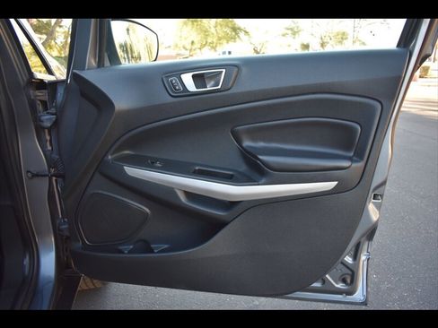 Used 2021 Ford EcoSport Titanium image 35