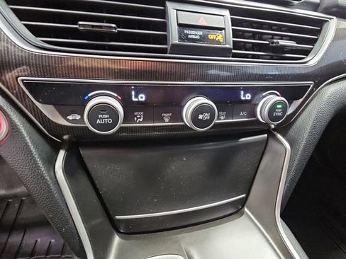 Used 2020 Honda Accord Sport image 19