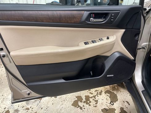 Used 2016 Subaru Outback 2.5i Limited image 11