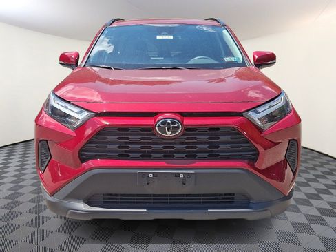 Used 2025 Toyota RAV4 XLE AWD/4WD image 2