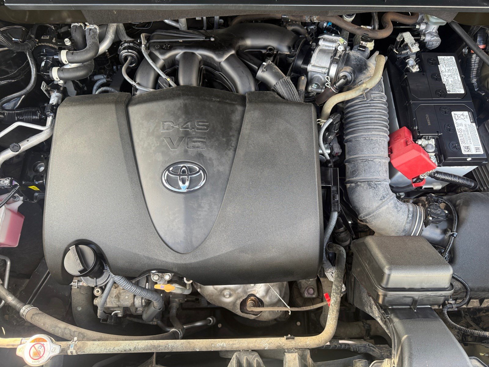 Used 2021 Toyota Highlander XLE FWD image 21