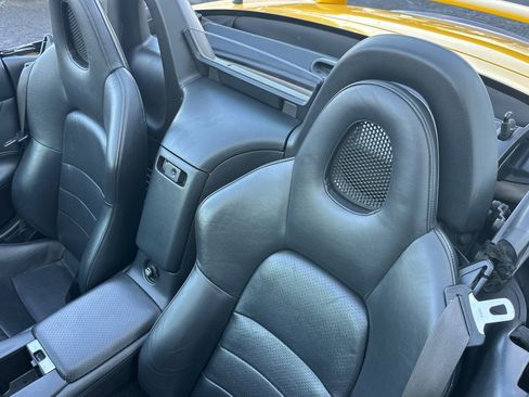 Used 2004 Honda S2000 image 13