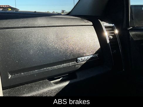 Used 2018 RAM 2500 Laramie w/ Convenience Group image 14