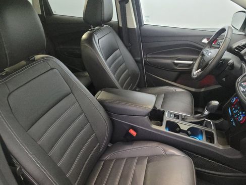 Used 2017 Ford Escape Titanium FWD image 21