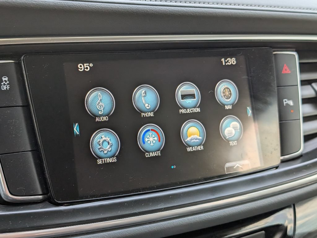 Used 2018 Buick Enclave Essence FWD image 18