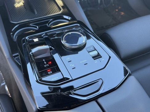 Used 2025 BMW 530i image 26