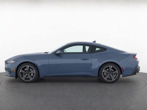 Used 2024 Ford Mustang Coupe RWD image 6