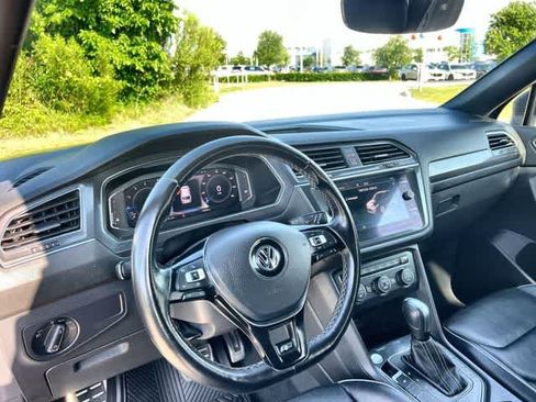Used 2021 Volkswagen Tiguan SEL Premium R-Line AWD/4WD image 15
