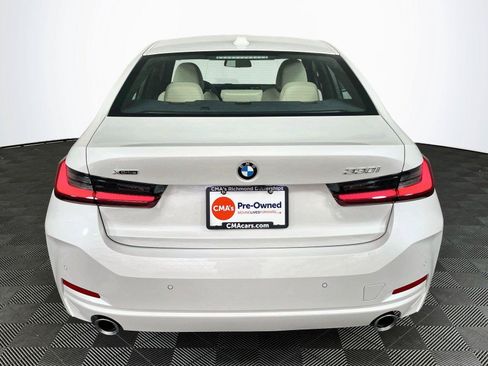 Used 2025 BMW 330i xDrive Sedan w/ Premium Package AWD/4WD image 7