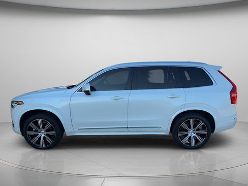Used 2025 Volvo XC90 B6 Ultra w/ Protection Package AWD/4WD image 8