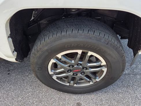 Used 2026 Toyota Tacoma TRD Sport AWD/4WD image 11