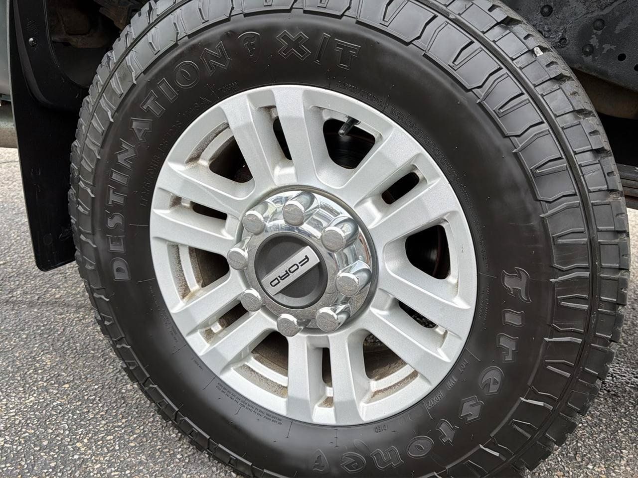 Used 2011 Ford F250 XL w/ Snow Plow Prep Pkg AWD/4WD image 13