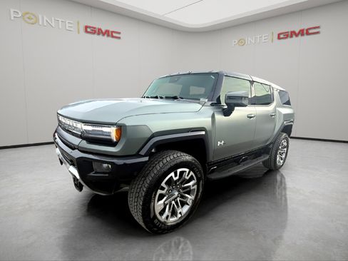 Used 2024 GMC Hummer EV 3X w/ LPO, Cargo Utility Package image 39