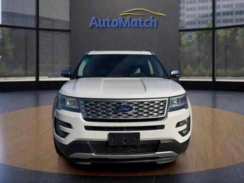 Used 2016 Ford Explorer Platinum image 3