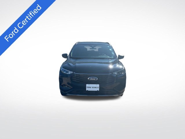 Certified 2023 Ford Escape ST-Line w/ Tech Pack #1 AWD/4WD image 9