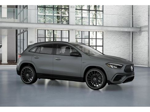 New 2026 Mercedes-Benz GLA 35 AMG 4MATIC image 12