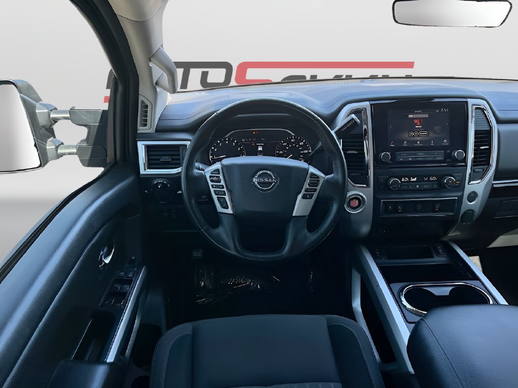 Used 2024 Nissan Titan SV w/ SV Convenience Package RWD image 22