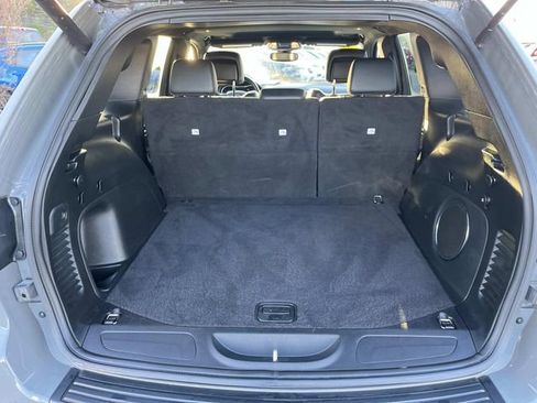 Used 2022 Jeep Grand Cherokee Altitude image 19