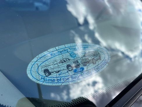 Used 2001 Ford F250 4x4 Regular Cab Super Duty image 48