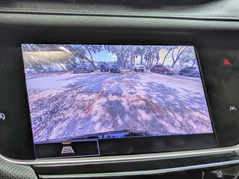 Used 2023 Cadillac XT6 Luxury FWD image 7