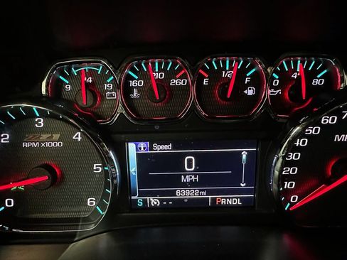 Used 2017 Chevrolet Silverado 1500 LT w/ Redline Edition AWD/4WD image 26