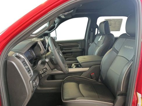 New 2026 RAM 2500 Laramie AWD/4WD image 19