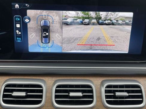 Certified 2025 Mercedes-Benz GLS 450 4MATIC image 28