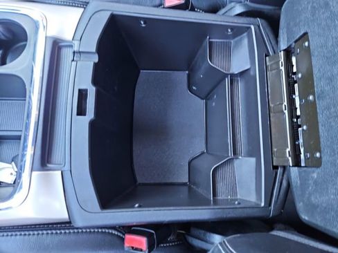 Used 2018 RAM 2500 Laramie w/ Convenience Group image 30