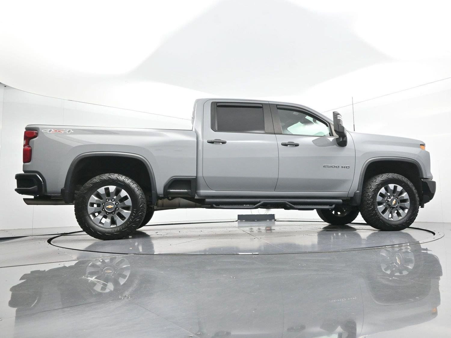 Used 2024 Chevrolet Silverado 2500 Custom w/ Custom Convenience Package AWD/4WD image 50