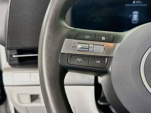 Certified 2025 Hyundai Kona SEL AWD/4WD image 20